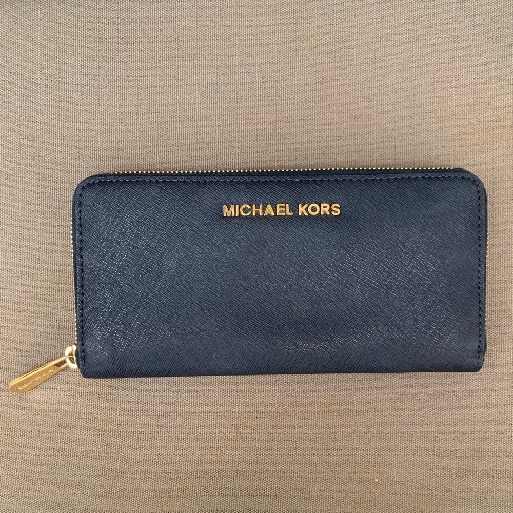 Michael Kors Jet Set Wallet